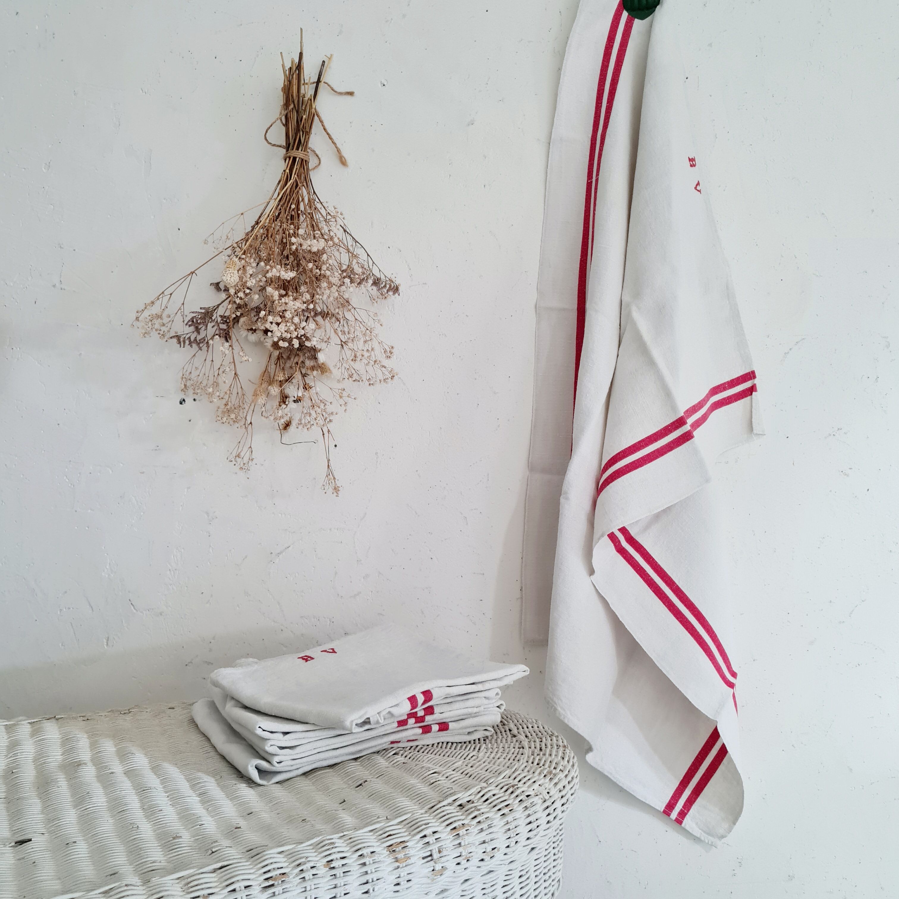 Old linen tea towels - monogrammed - red stripes - Set of 7