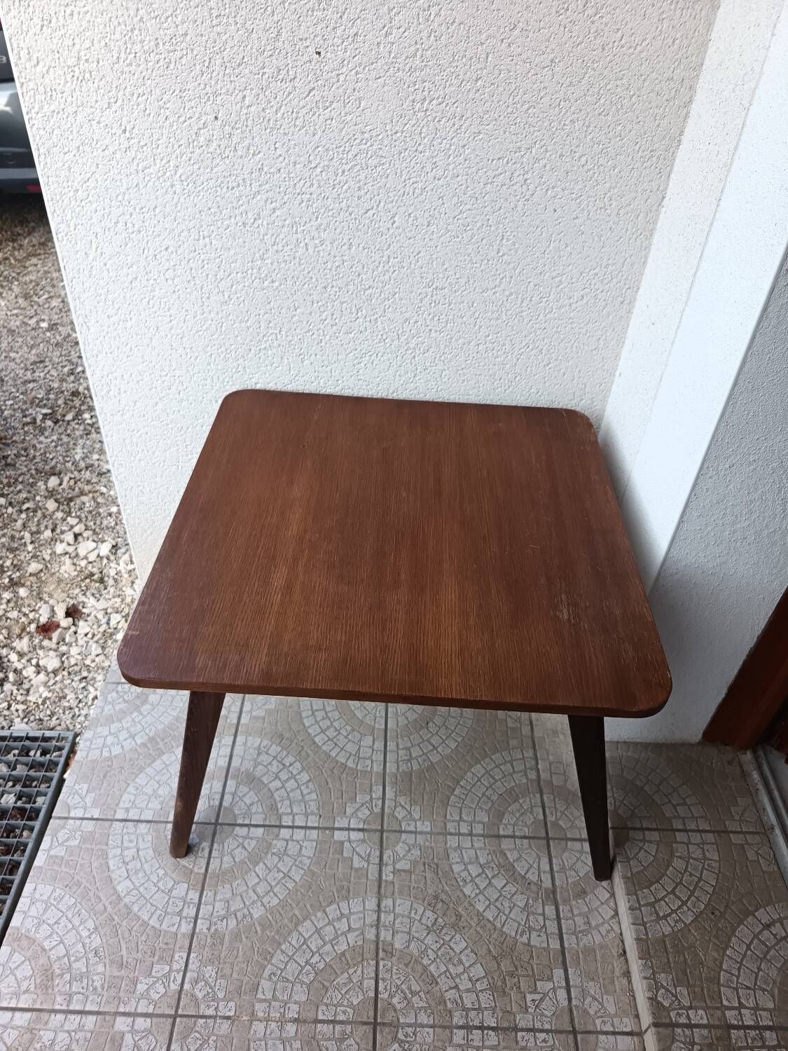 Coffee table from the 1950s