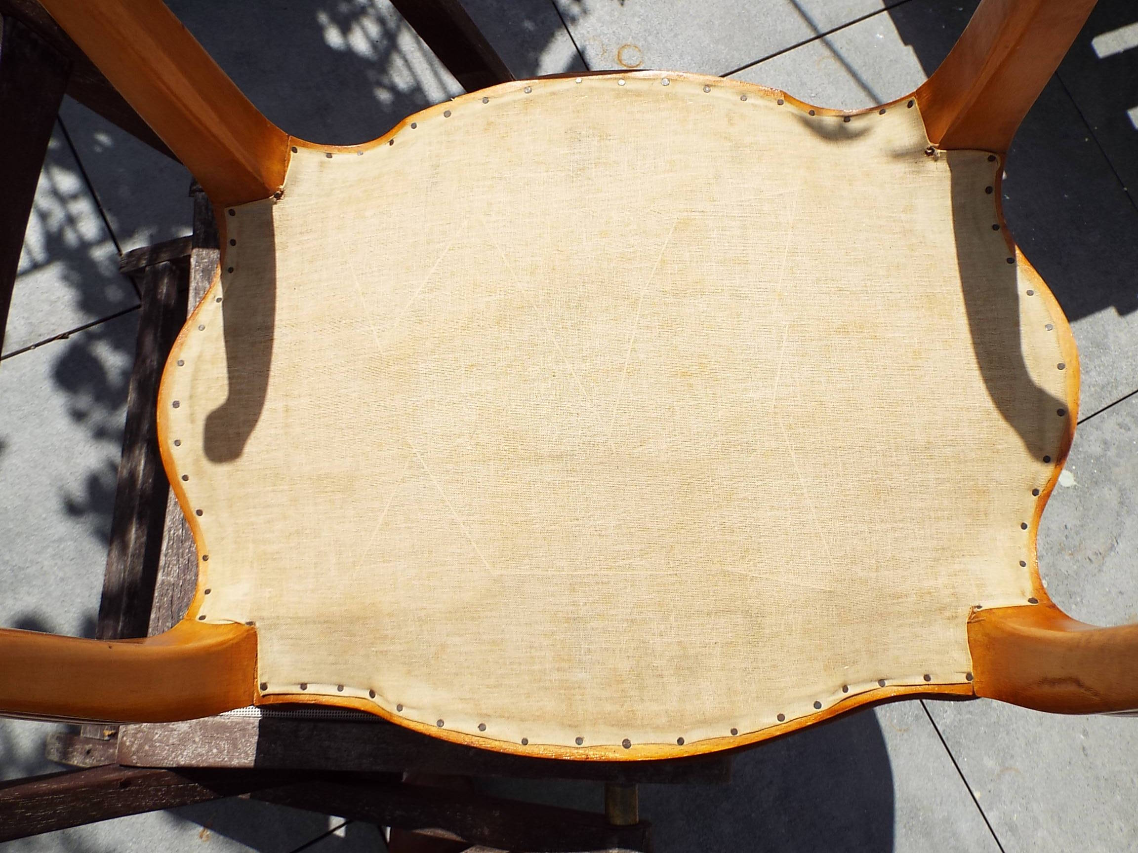 Louis XV style stool