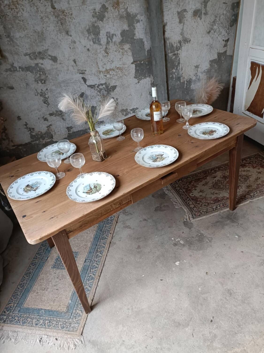 Farmhouse table