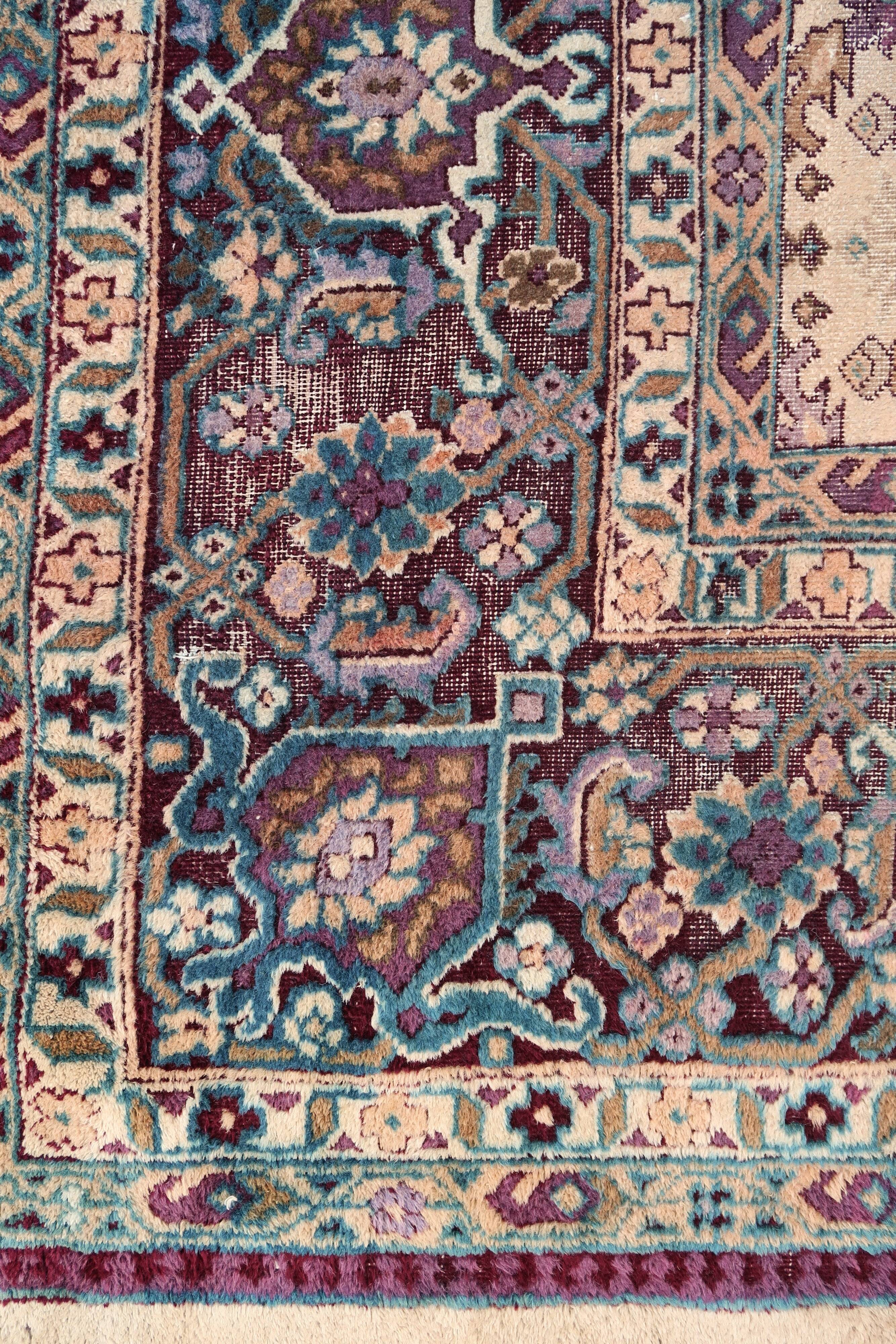 Indian rug 1900