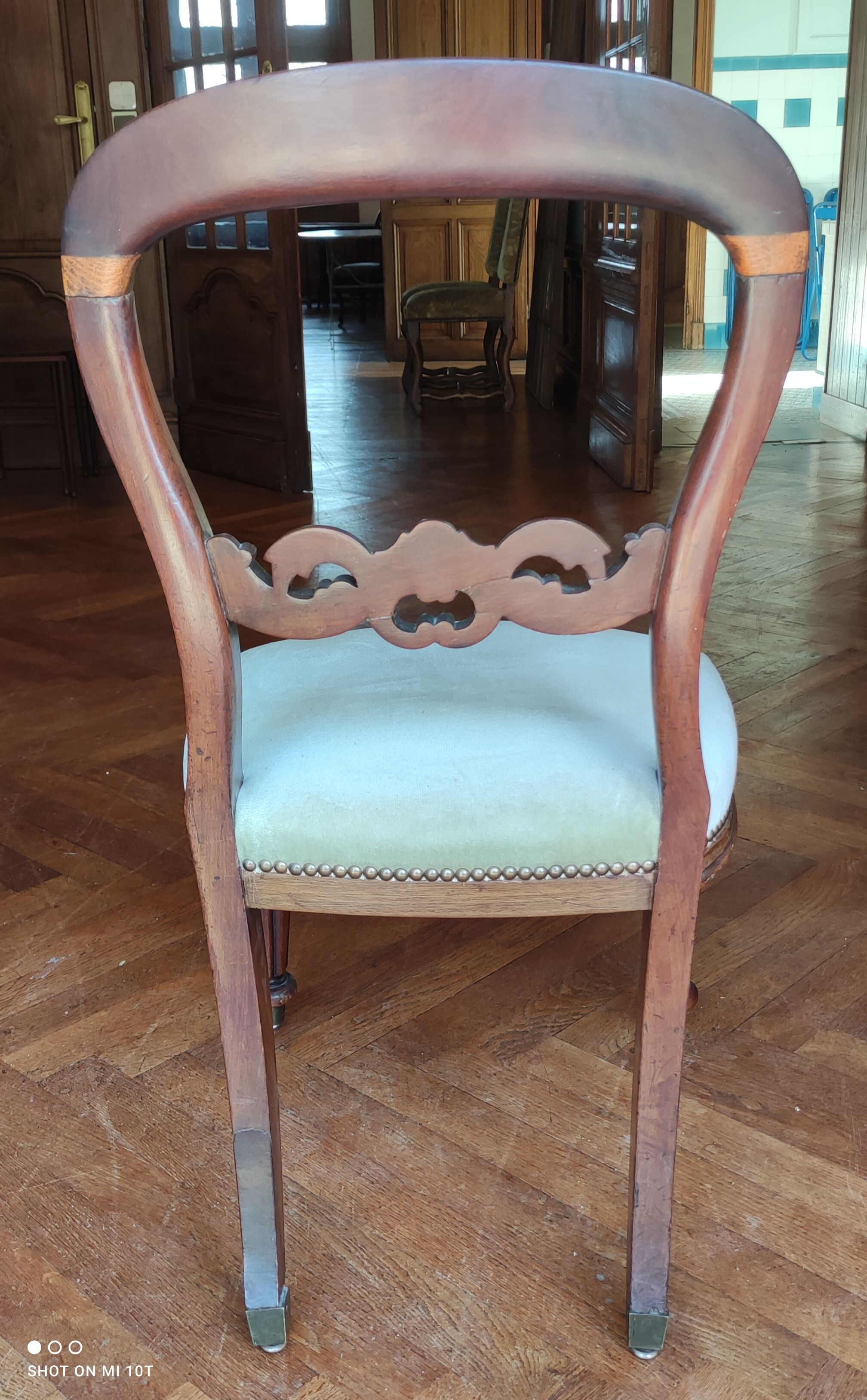 Series of 3 mahogany chairs 19th century