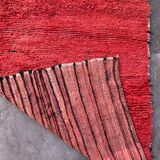 Beni M'Guild red Moroccan rug - 213 x 103 cm