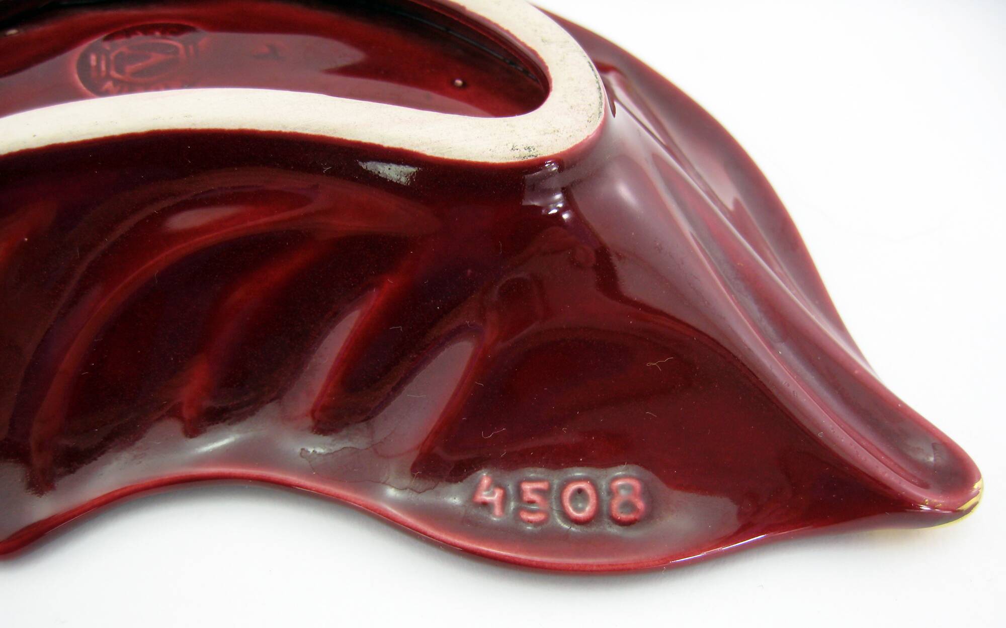 2 red and gold ceramic leaf-shaped bowls - Verceram France - vintage year