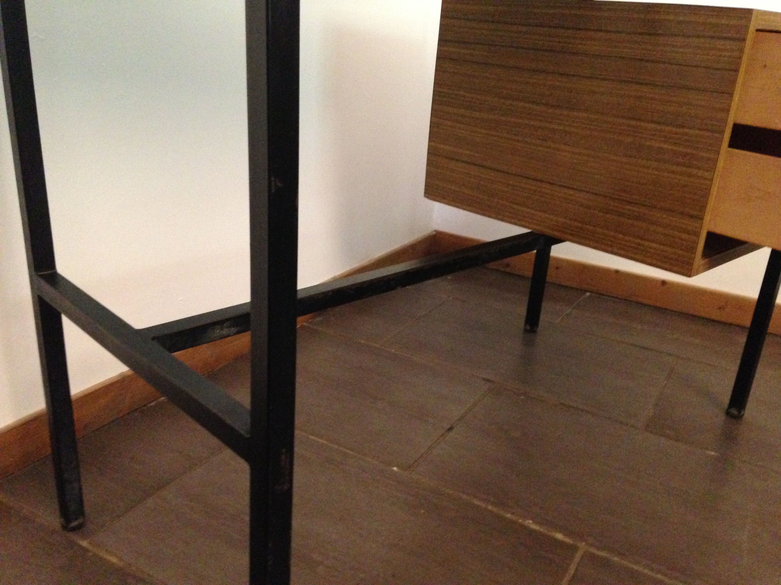 Bureau formica imitation bois 1950