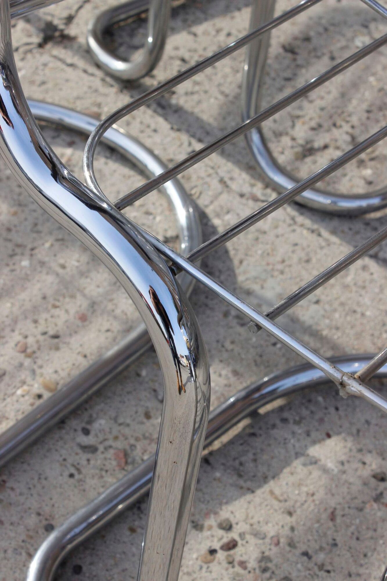 4 chairs & 2 armchairs in chrome-plated steel wire by Gastone Rinaldi, Italy 1970s