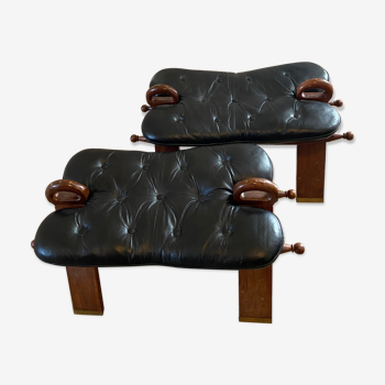 Camel saddle stools