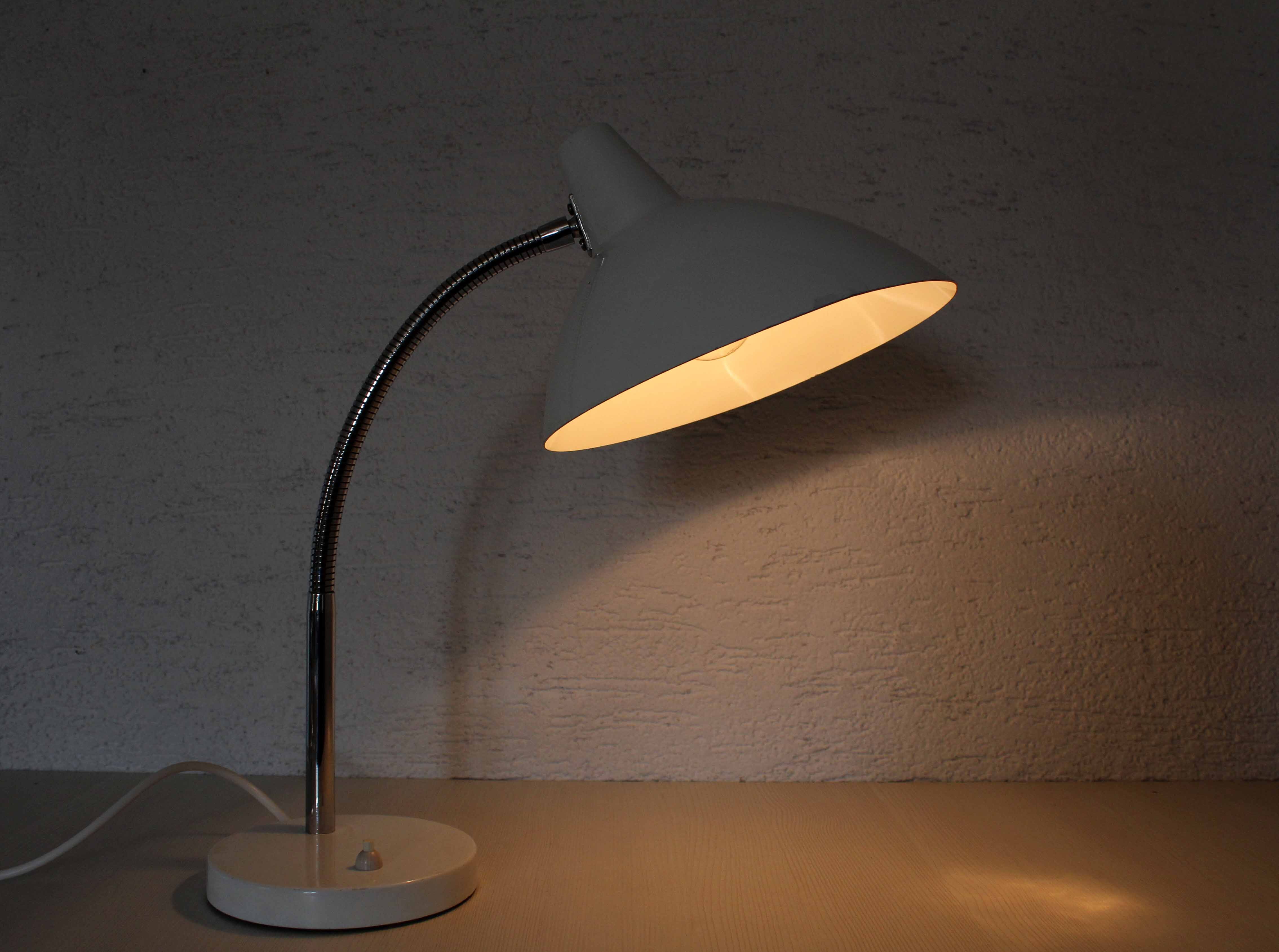 Regent desk lamp