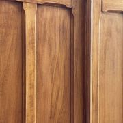 Armoire parisienne