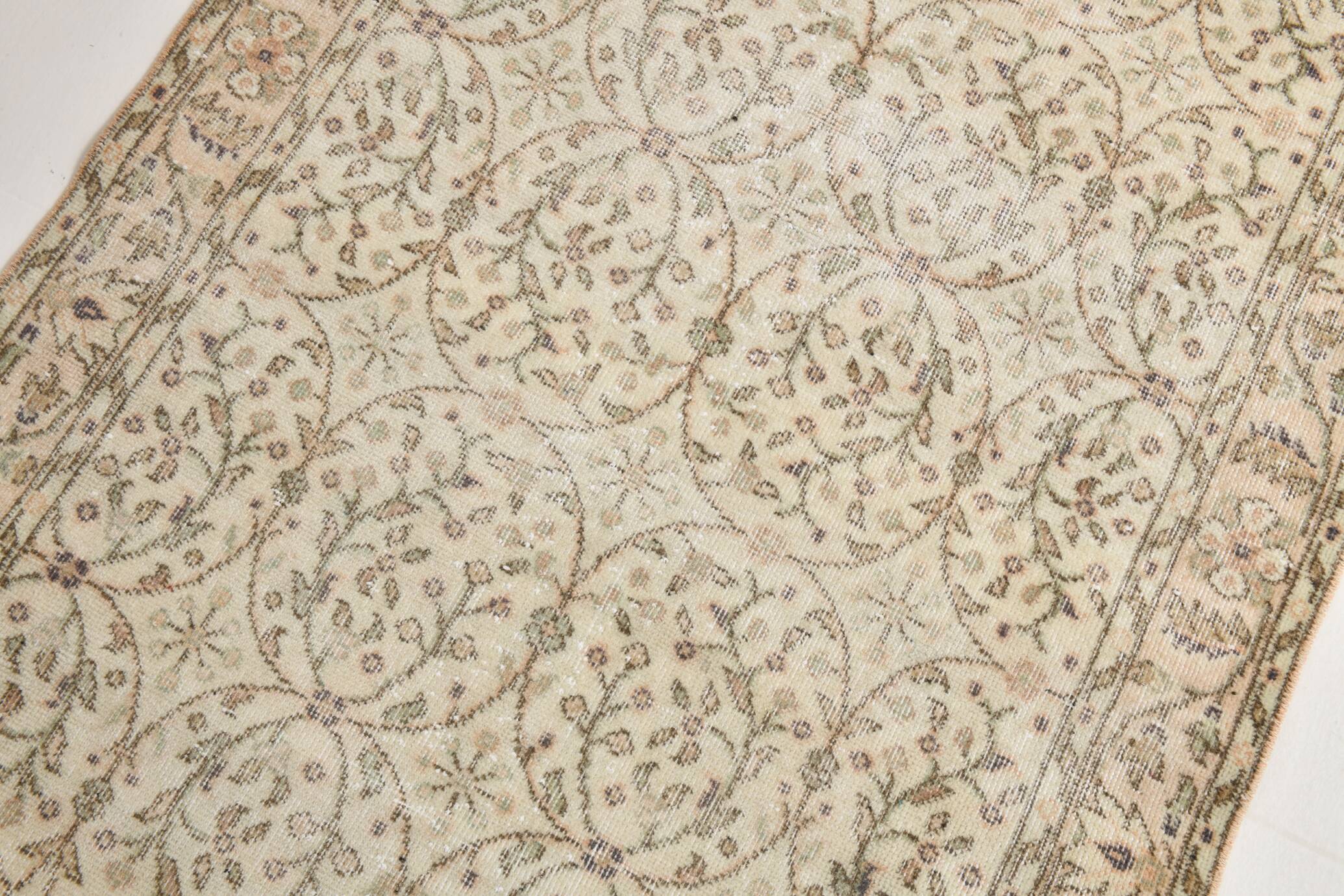 3x7 Brown Cream Floral Handmade Vintage Rug, 105x211Cm
