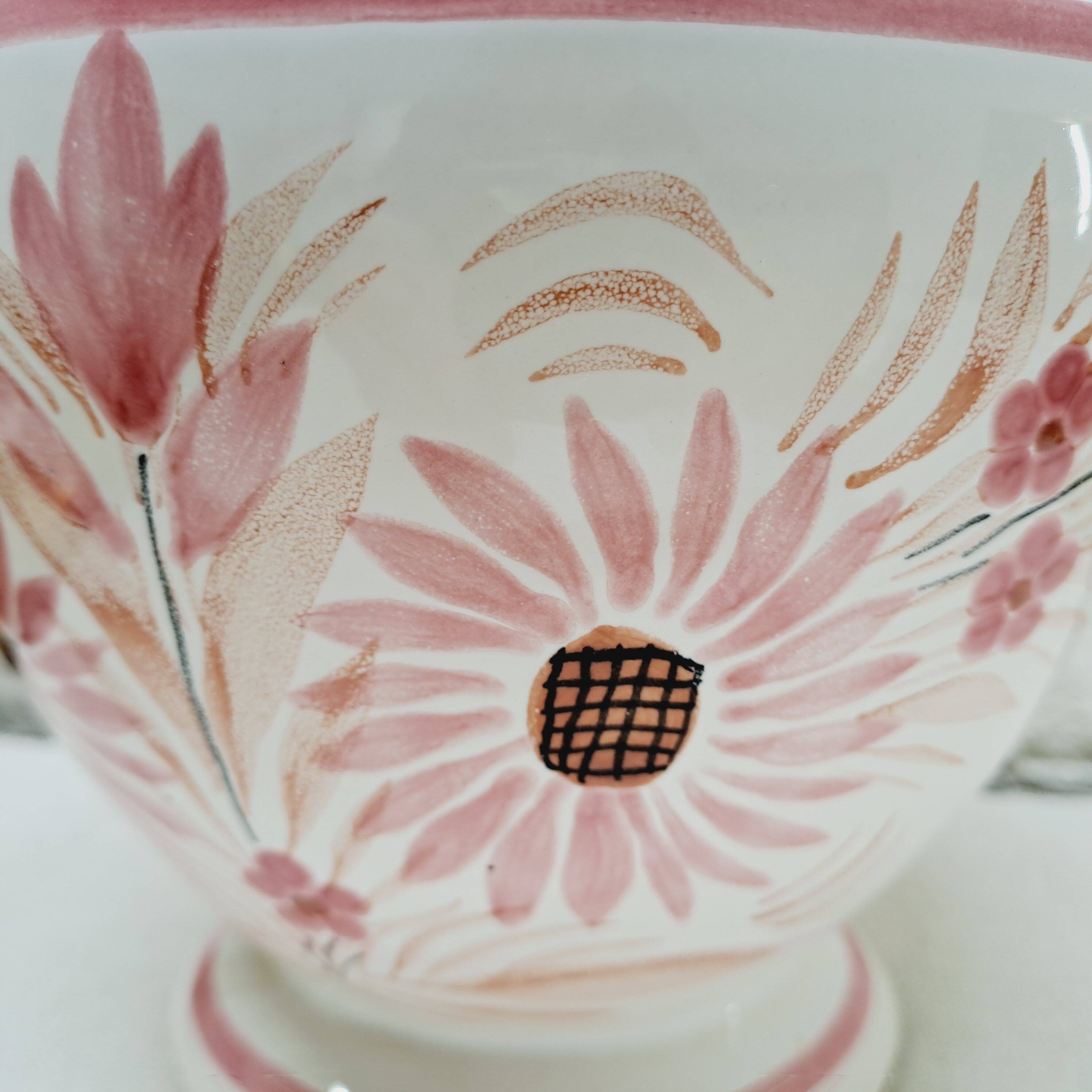Quimper vase pink flowers