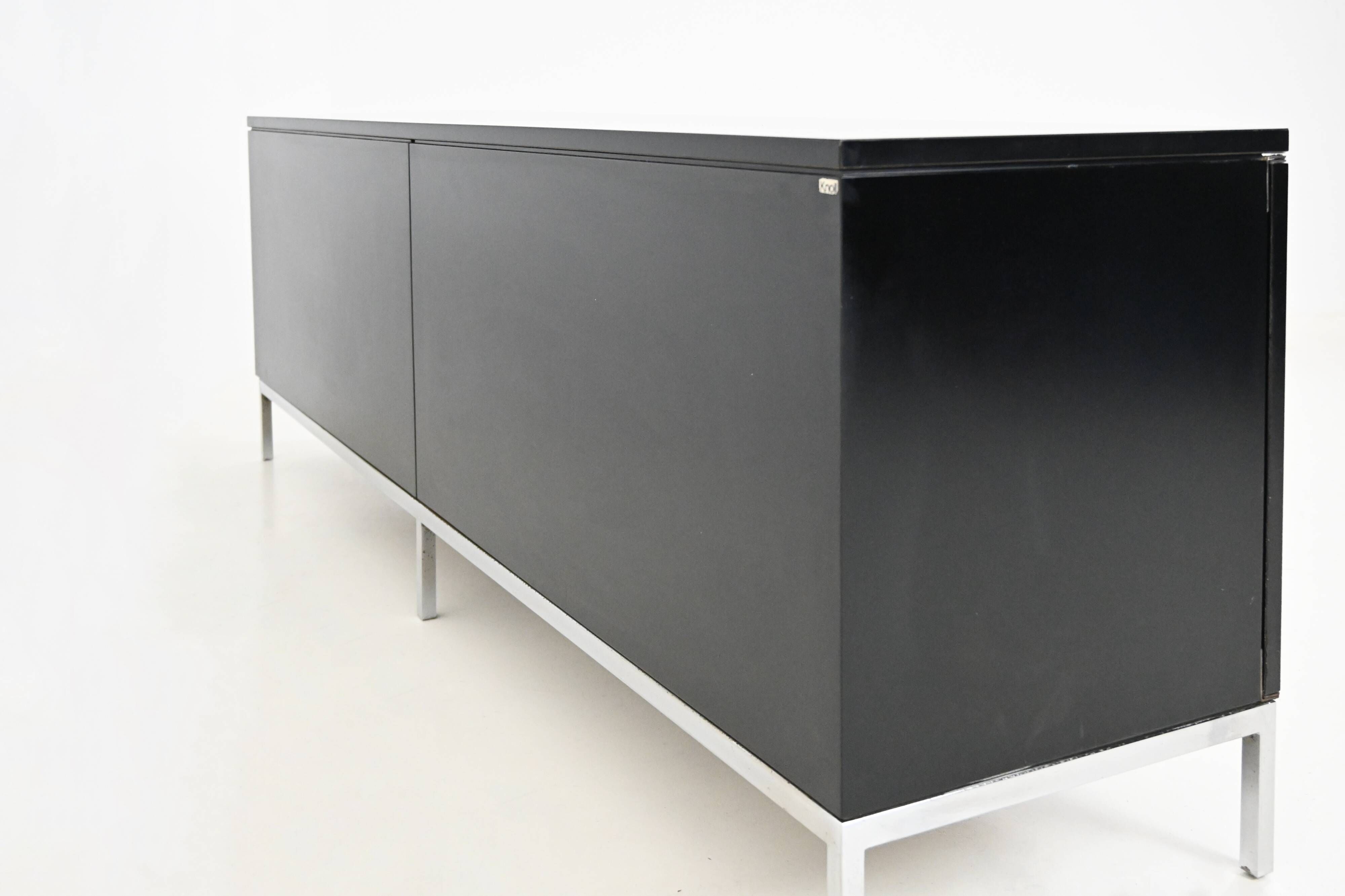 Buffet by Florence Knoll Bassett for Knoll, 1960s
