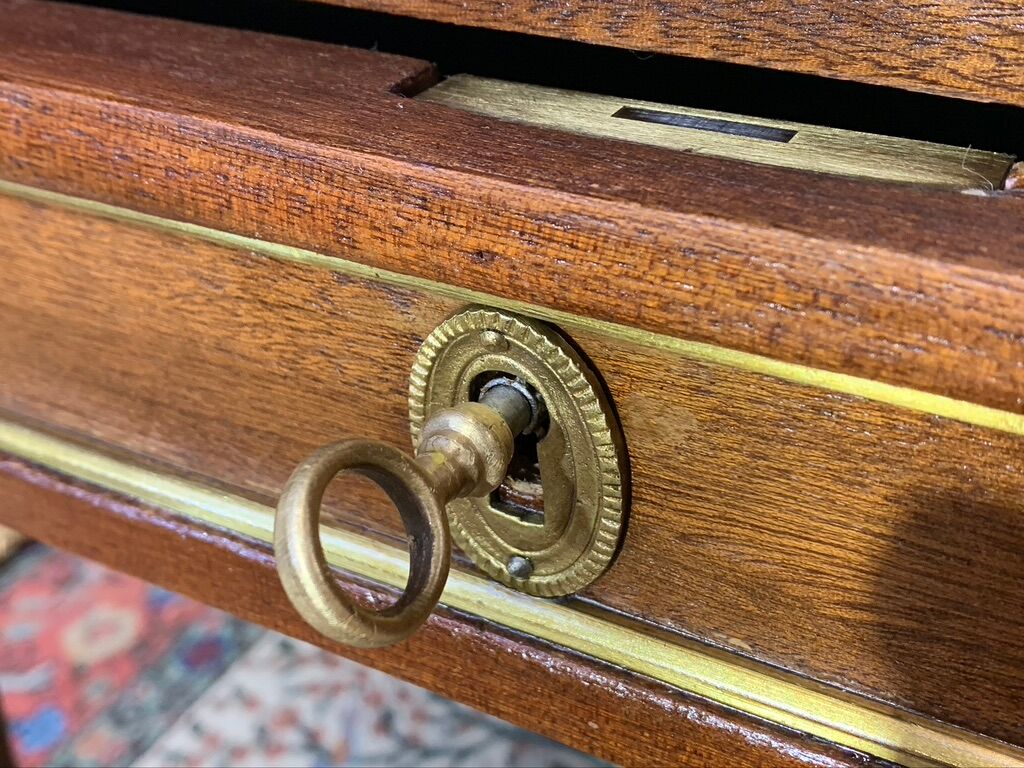 Bureau style louis xvi
