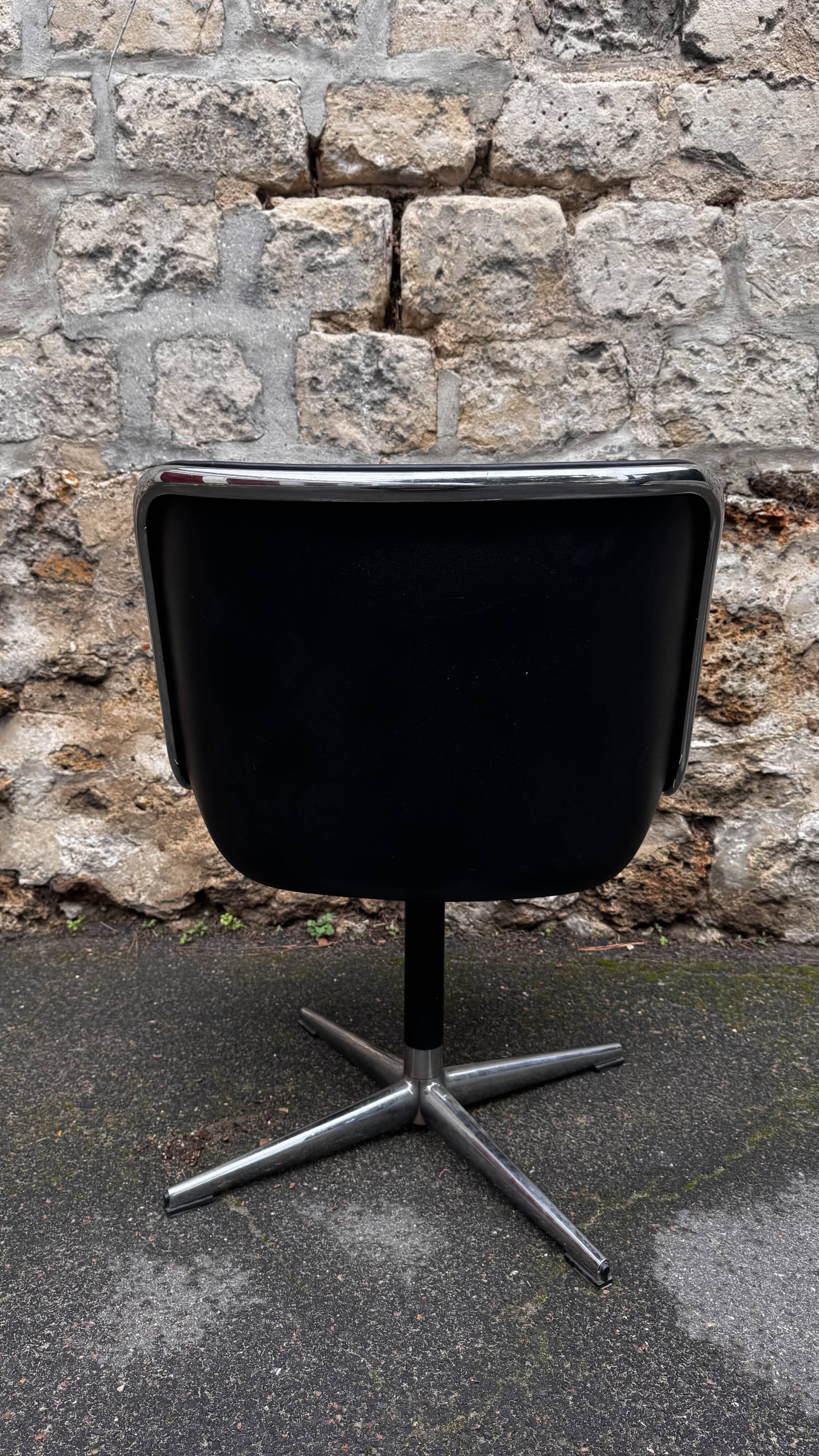 Charles Pollock armchair - Knoll