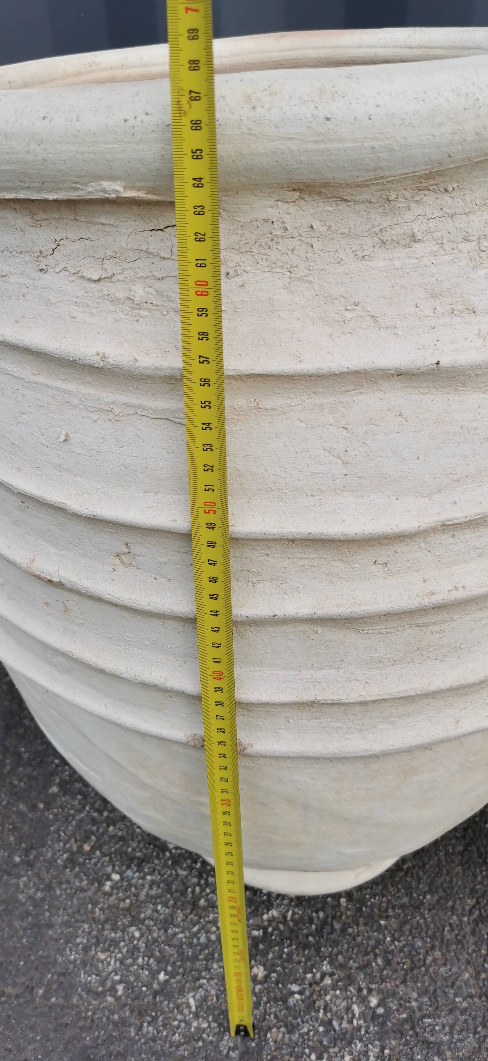 Tamgroute terracotta jar