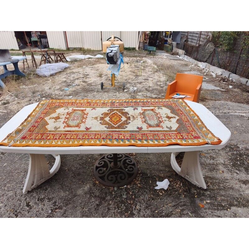 Moroccan wool rug