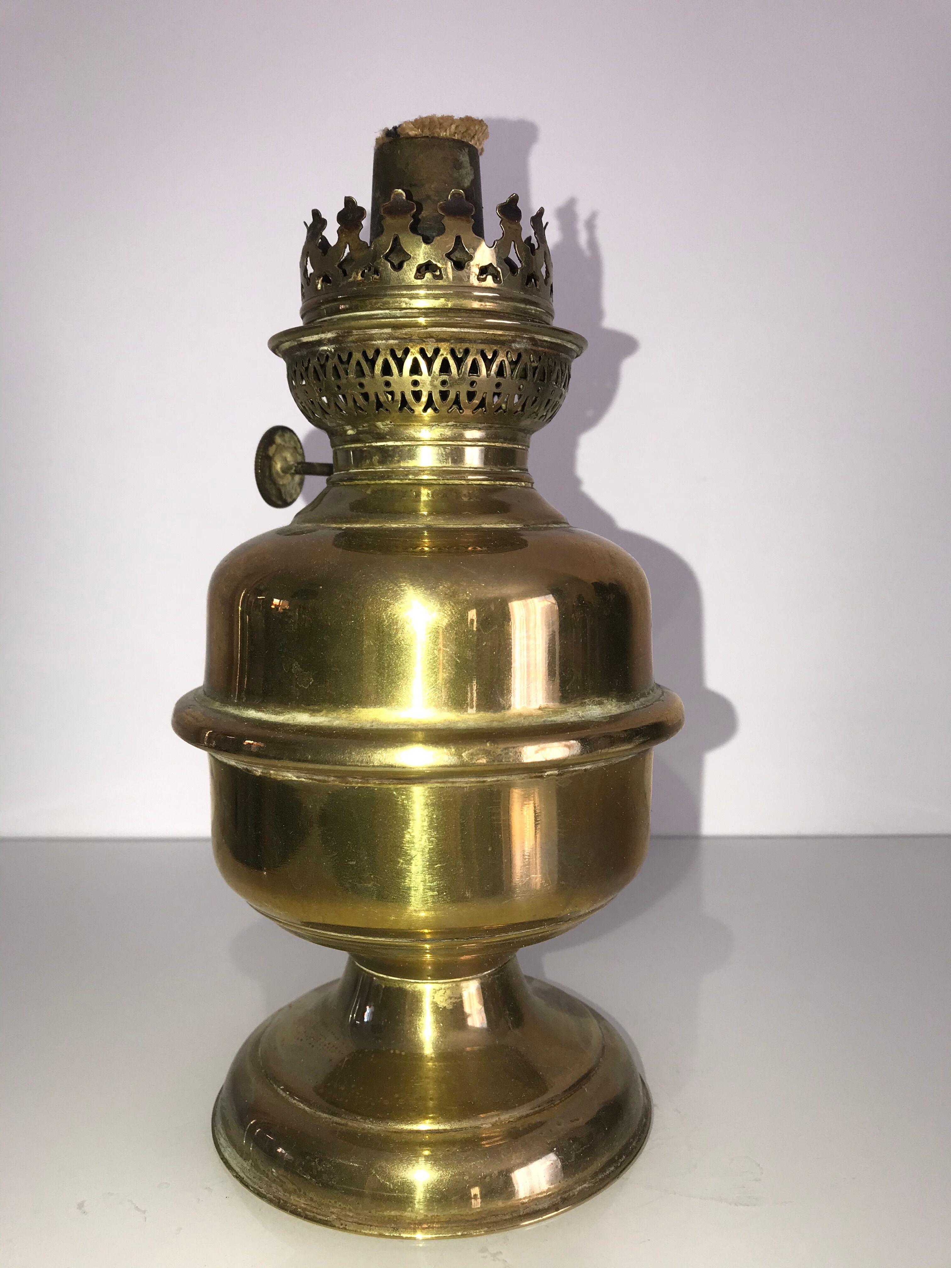 Lampe à pétrole laiton