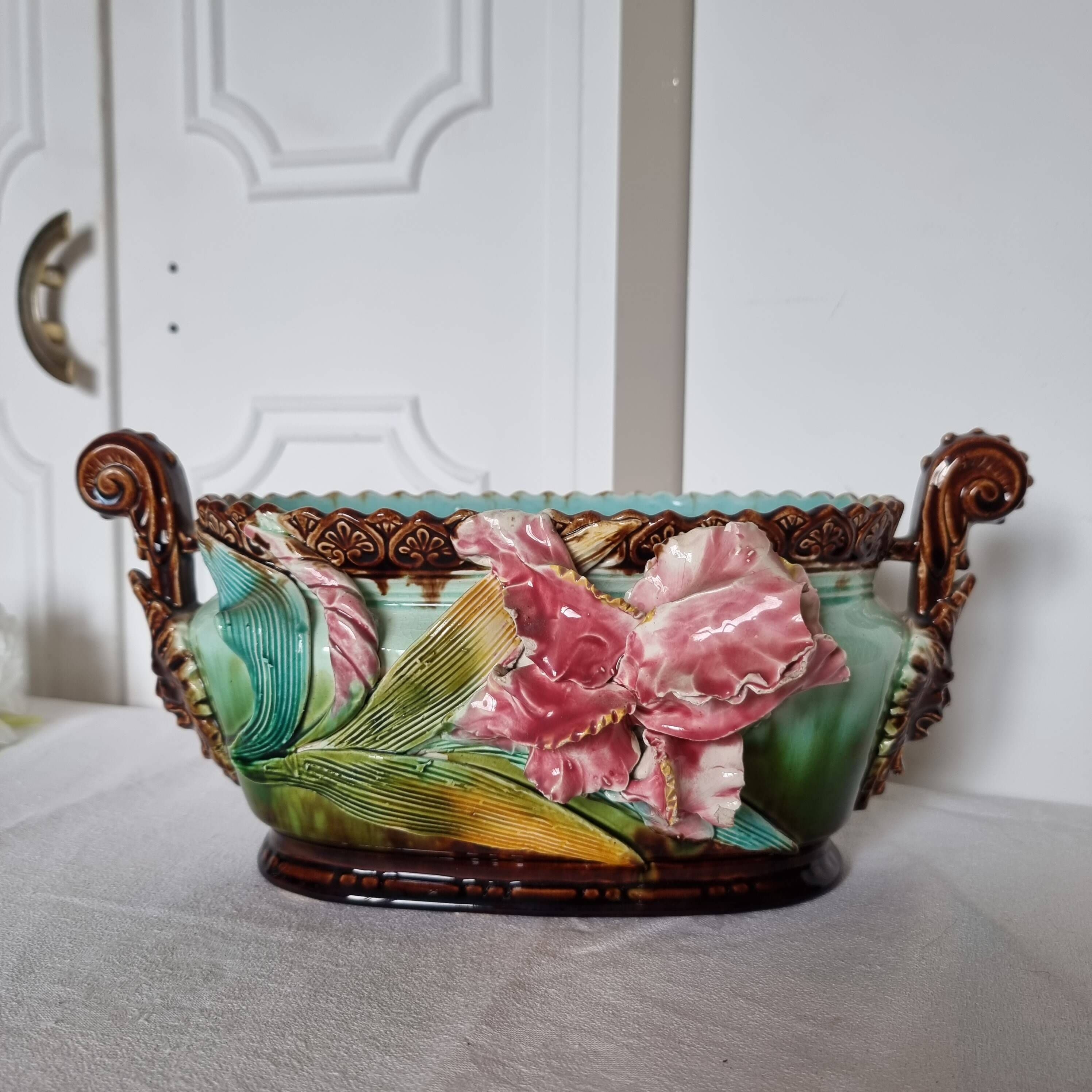 19th century French Art Nouveau planter in barbonite ceramic and m