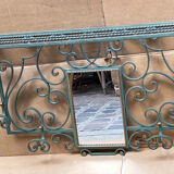 Bronze patina wall dressing room