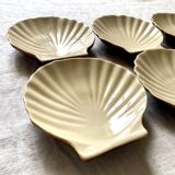 Beige and caramel ceramic scallops