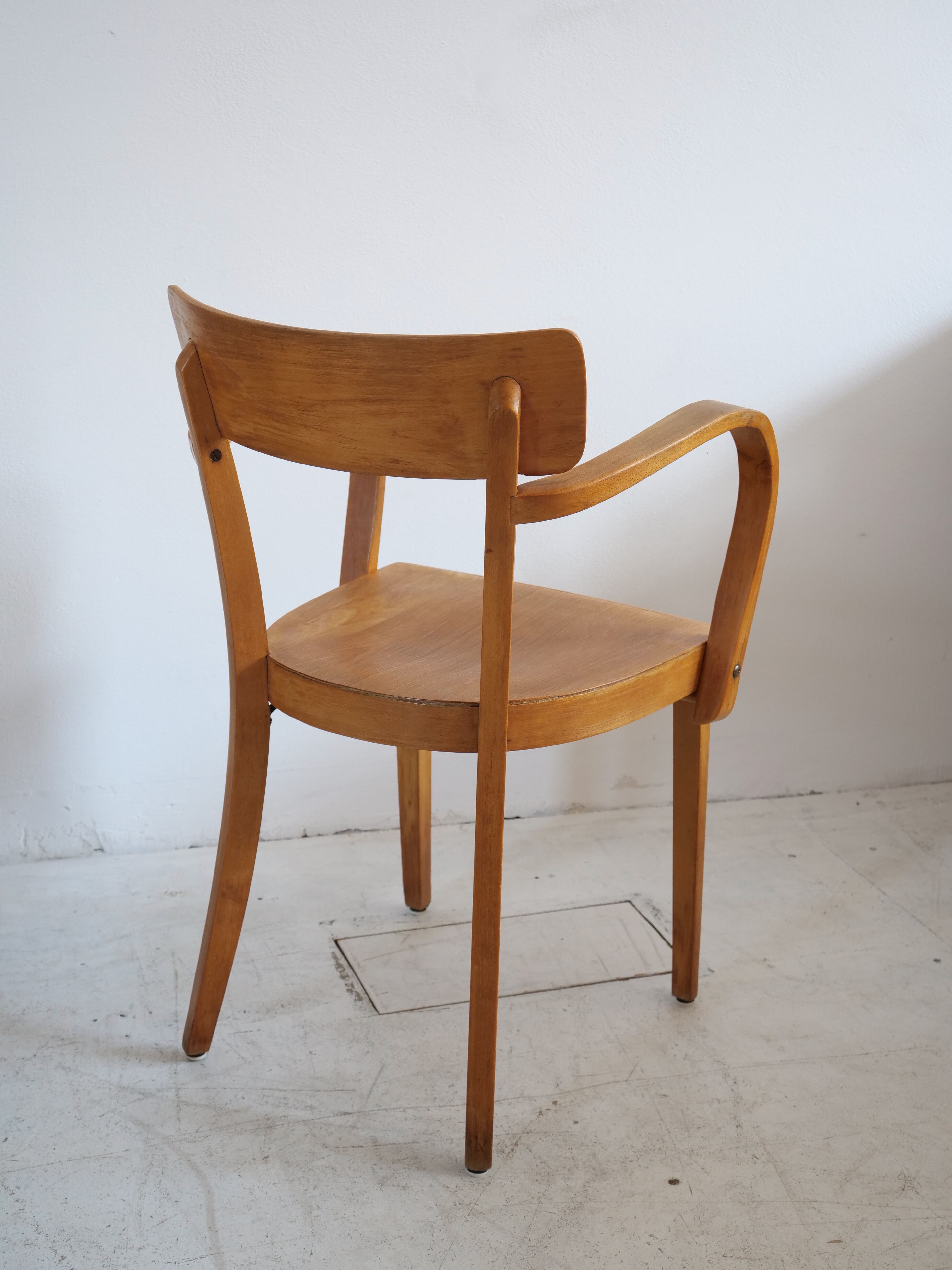 Chaise en bois 1930