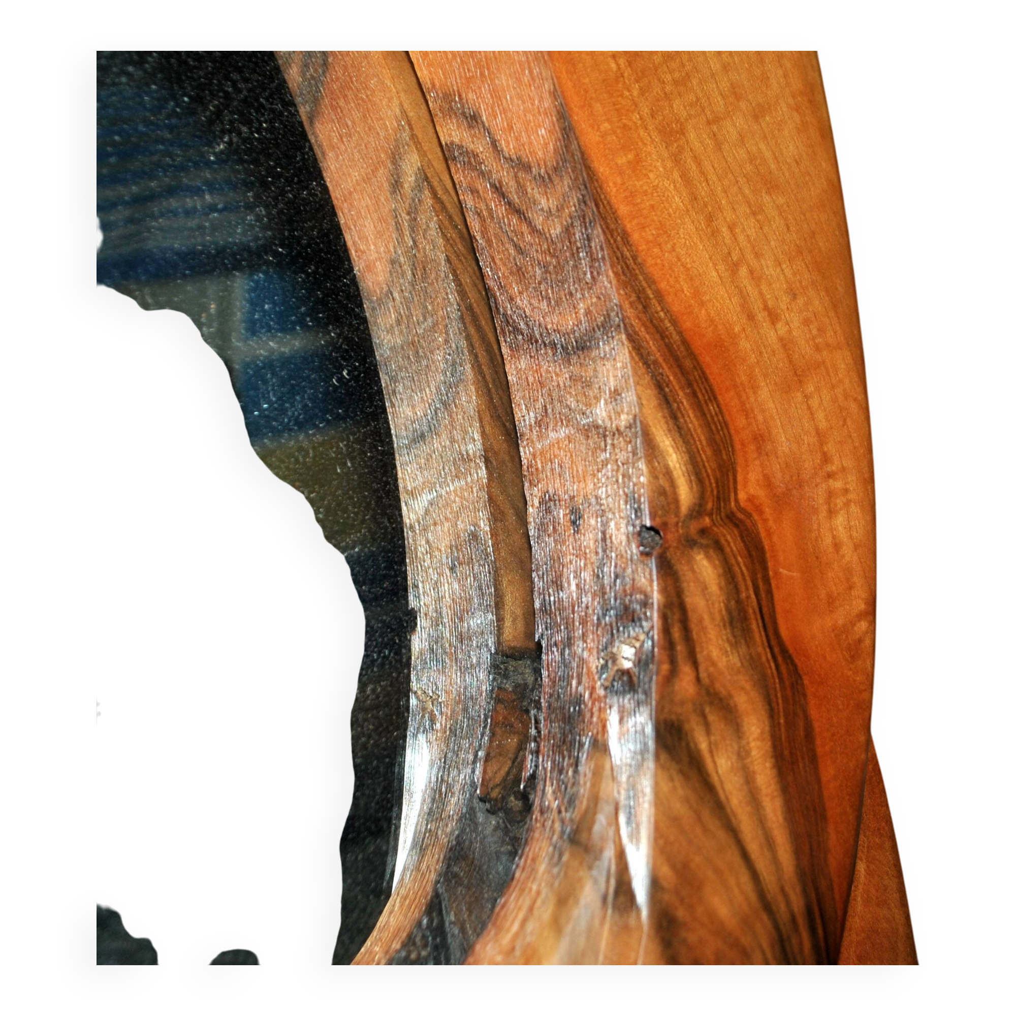 Vintage oval mirror in solid olive wood - Modernist design 1960-1970