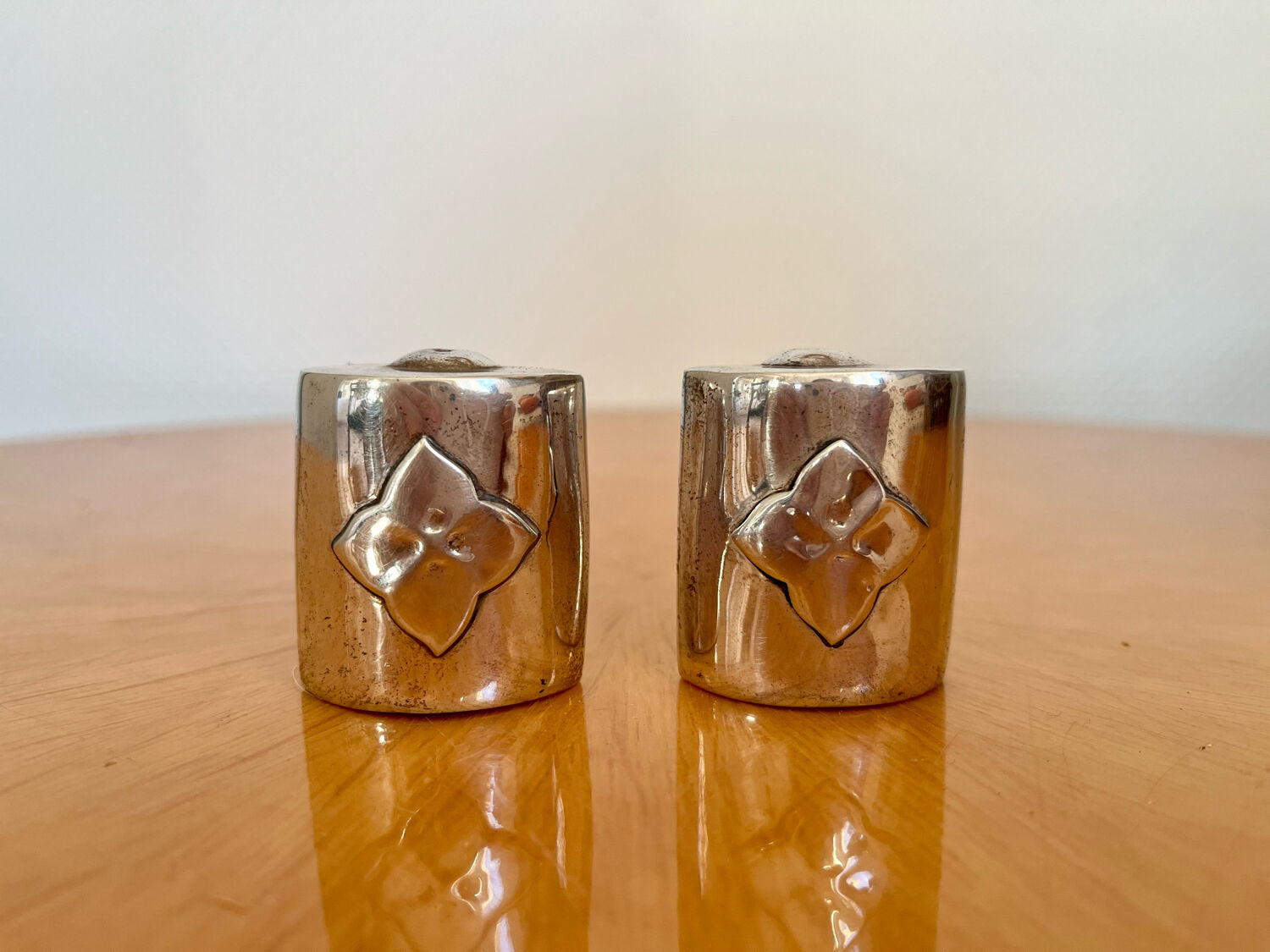 Vintage silver metal salt and pepper shaker