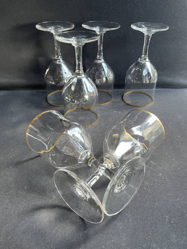 6 Daum water glasses with gold putoises