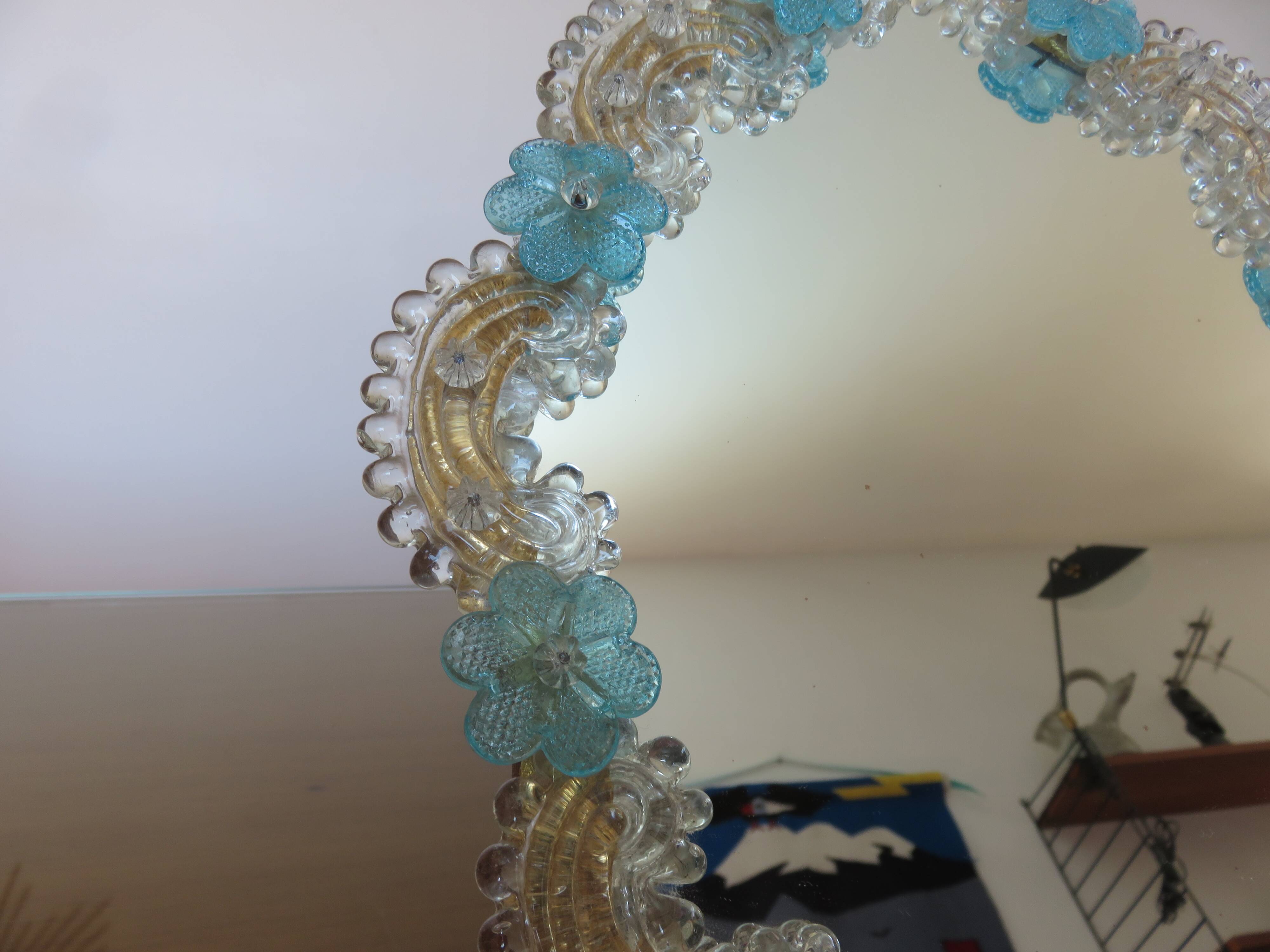 Venetian mirror made of Murano glass, for standing or hanging, 1950.
