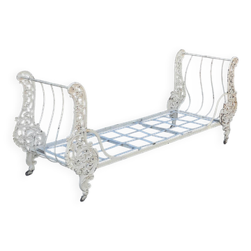 Napoleon IIII folding cast iron bed