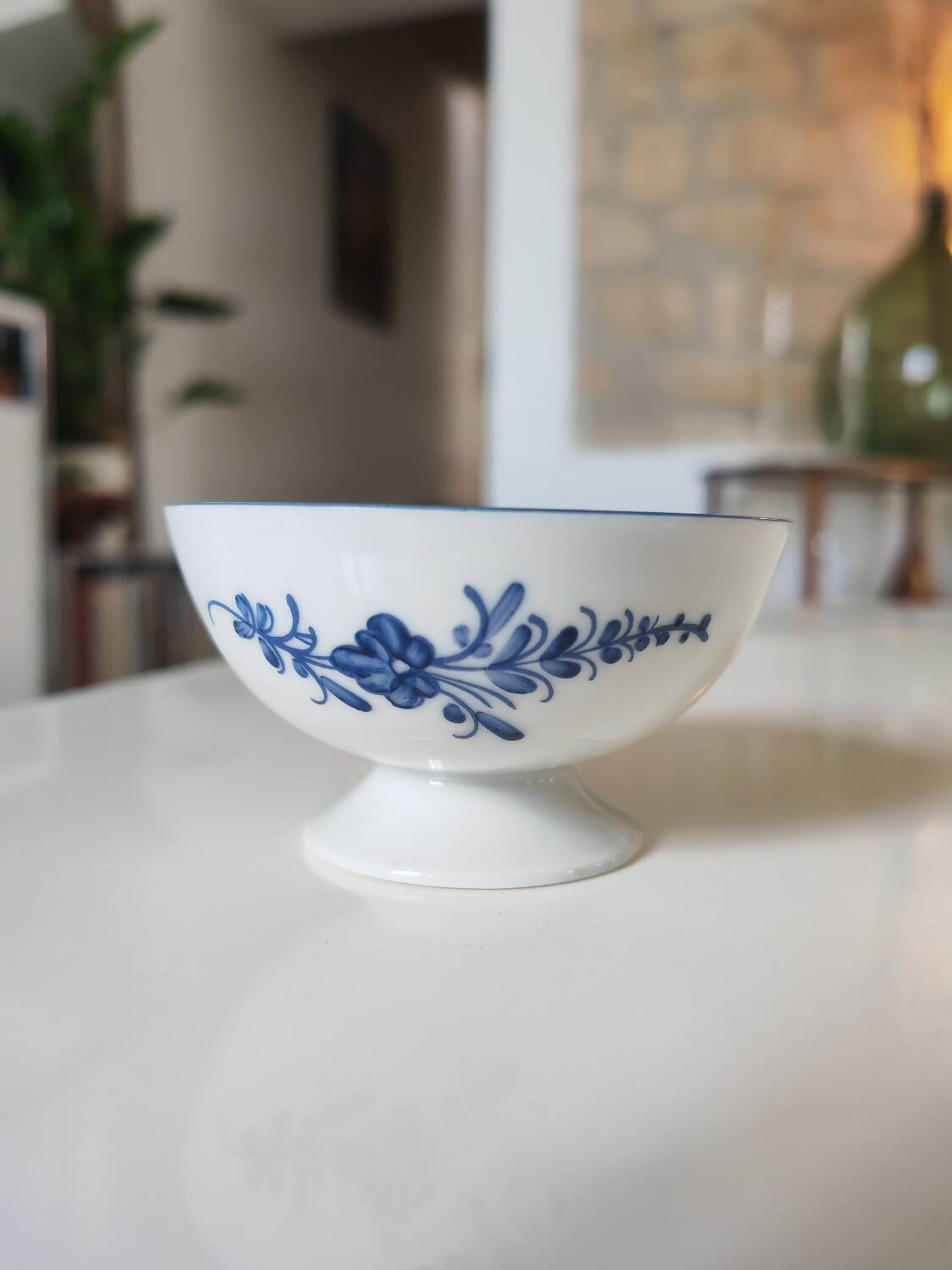 Chantilly porcelain bowl