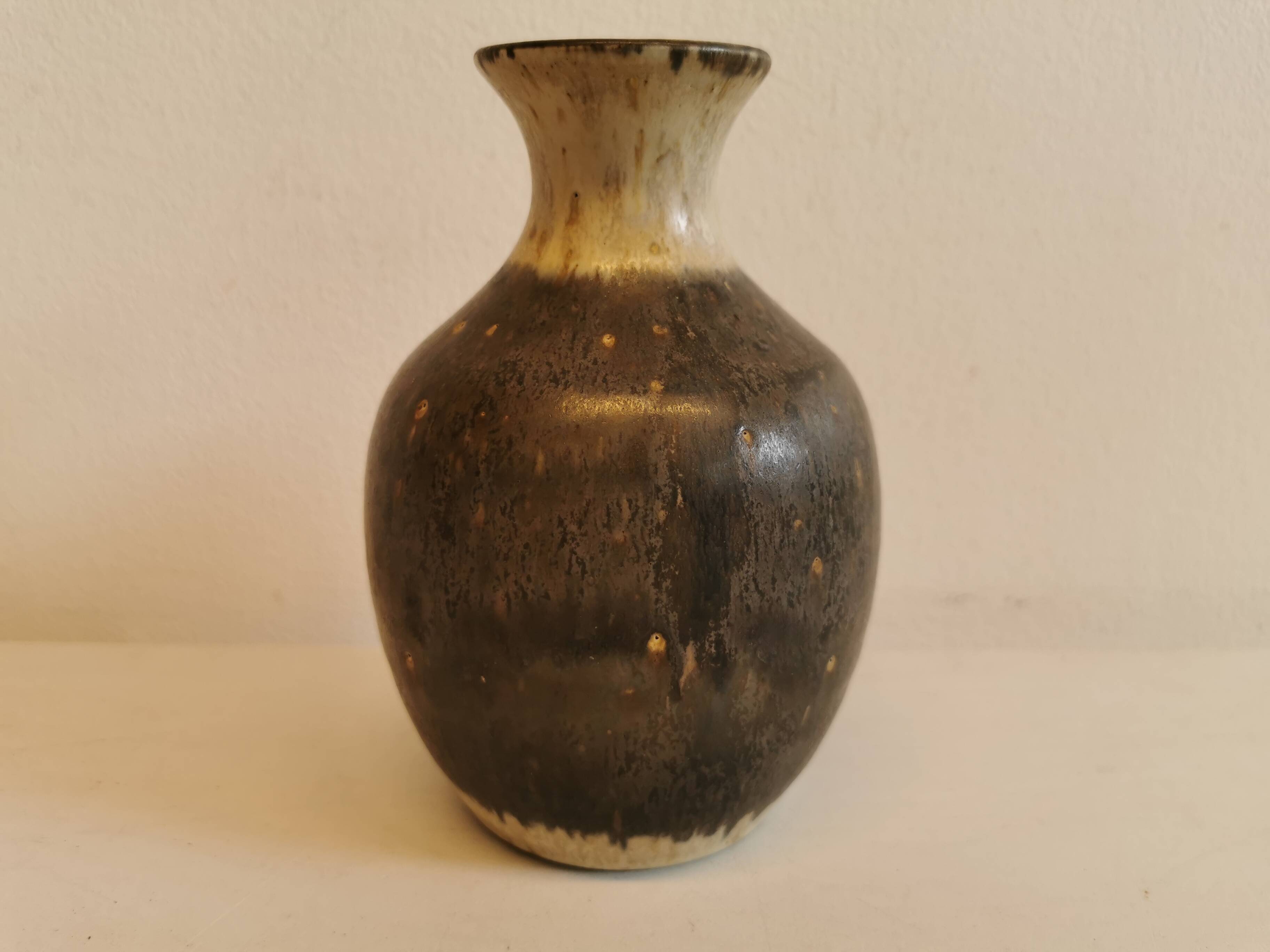 Danish designed vase in hares fur glaze from the 1960s.