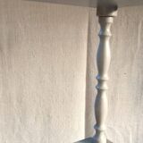 guéridon à 3 tablettes en bois peint beige