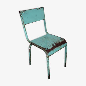 Ancienne chaise en métal