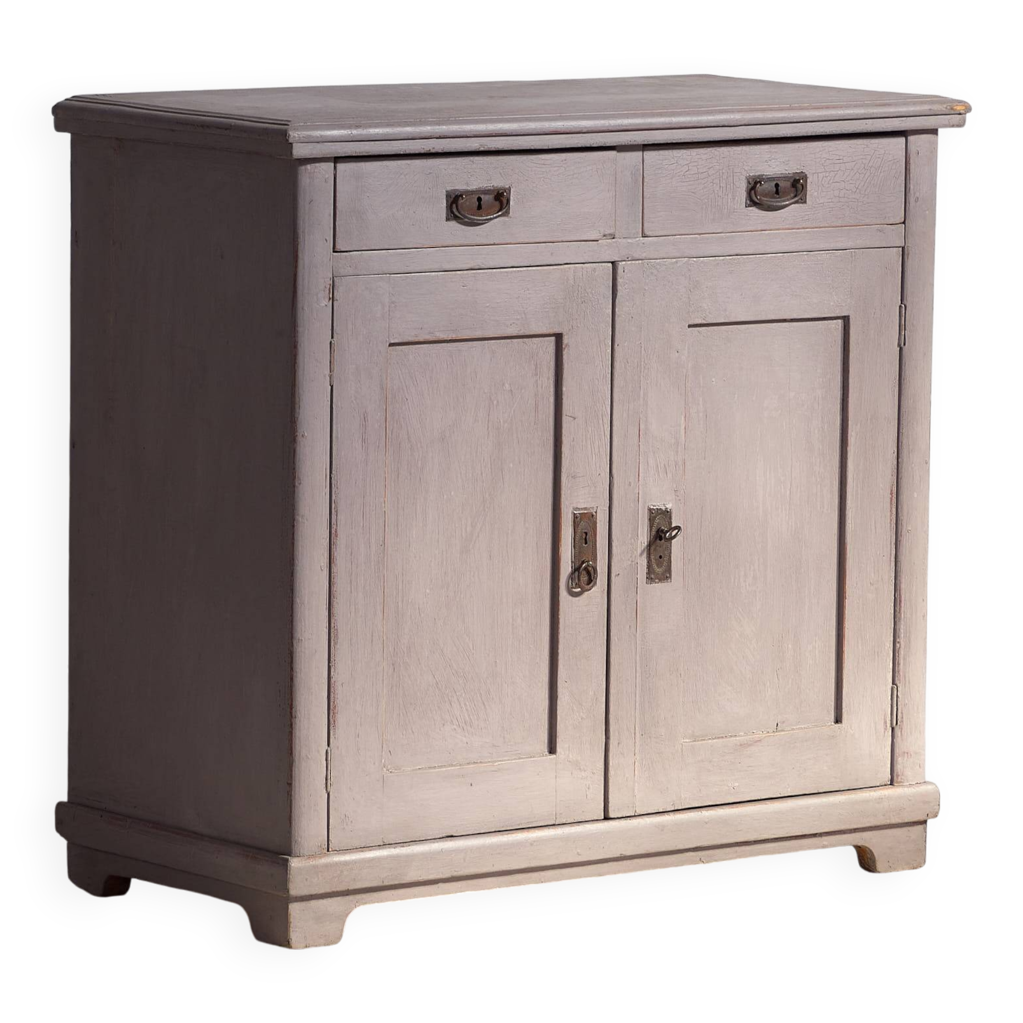 Antique purple chest of drawers (c.1920)