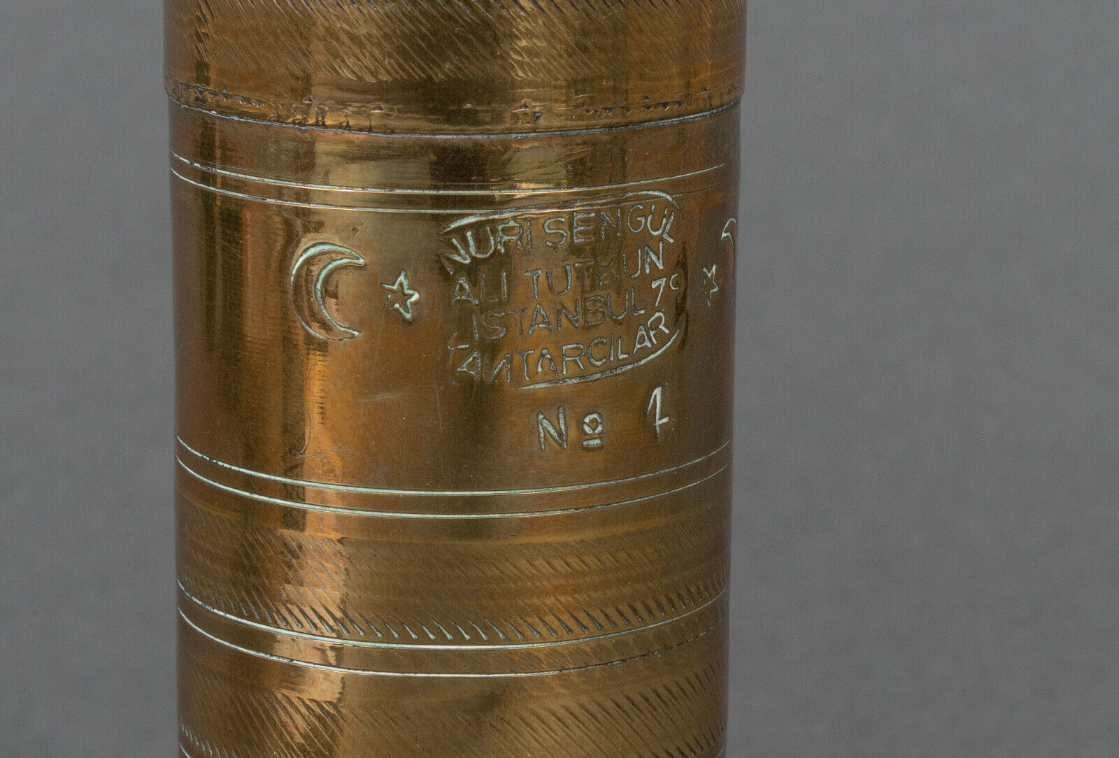 Large nineteenth pepper mill Nurtsengul Istanbul