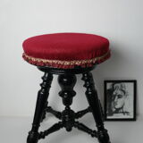 Napoleon III piano stool