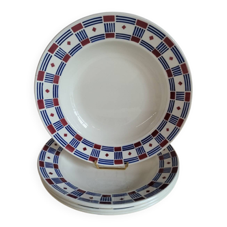 Set of 4 Vincennes earthenware soup plates, Paris.