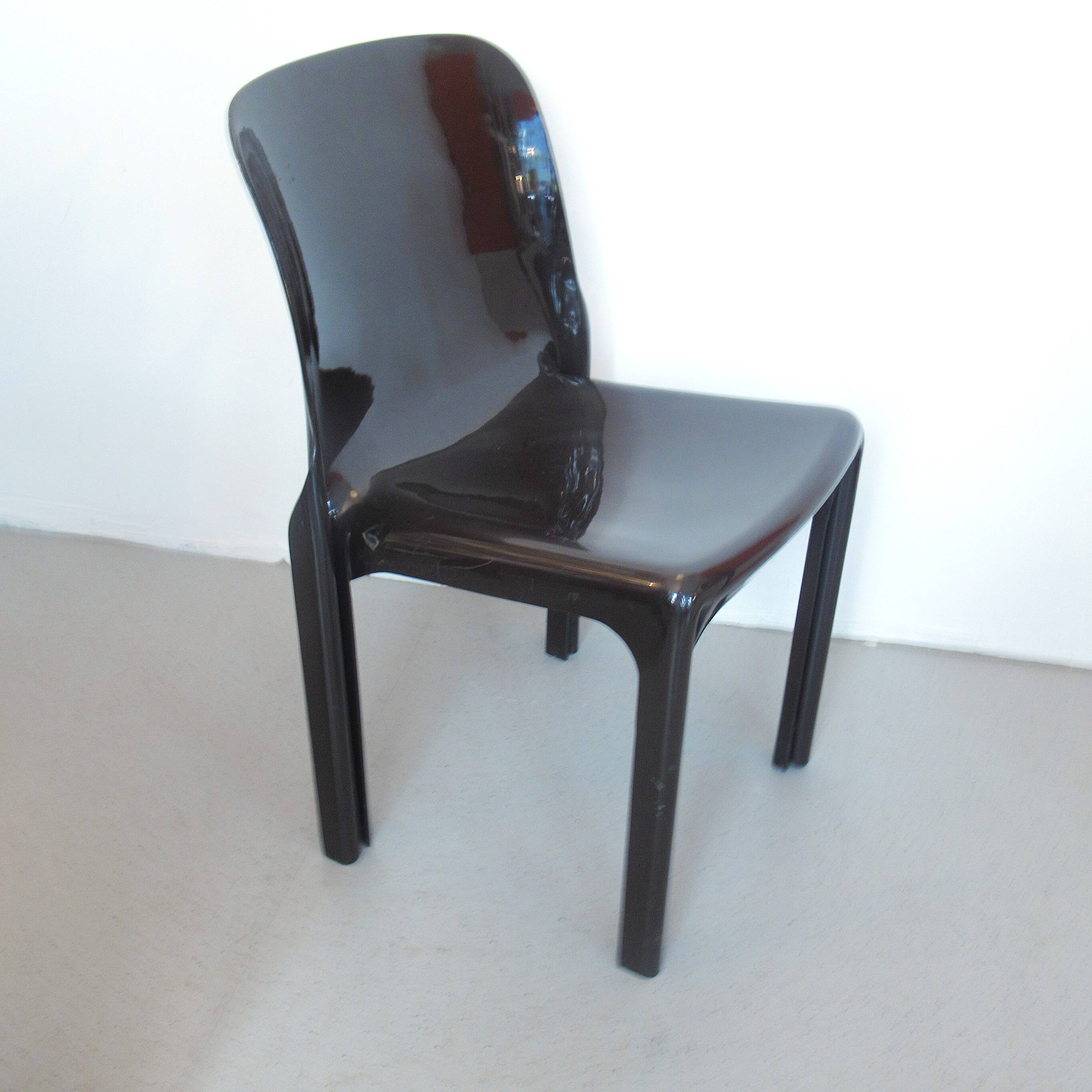 Set de 4 chaises Selene marron Magistretti Artemide