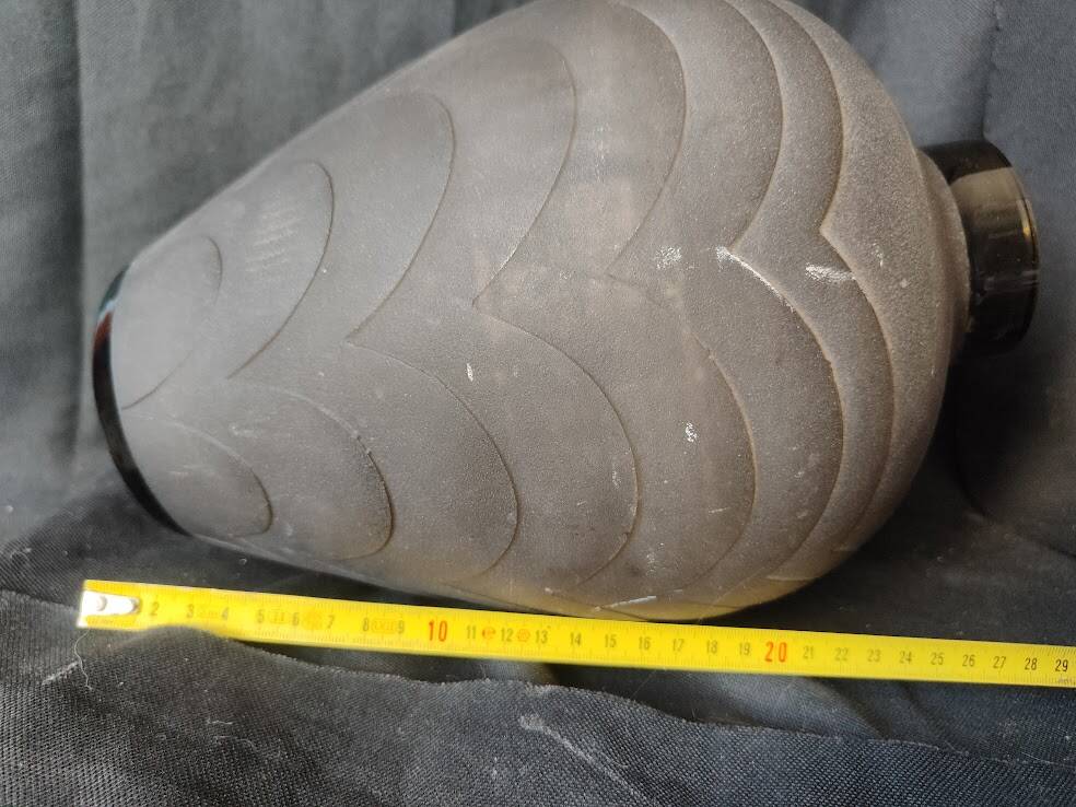 Art Deco /1910/40 moulded pressed smoked vase (30 cm)