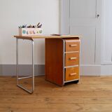 Child wooden desk