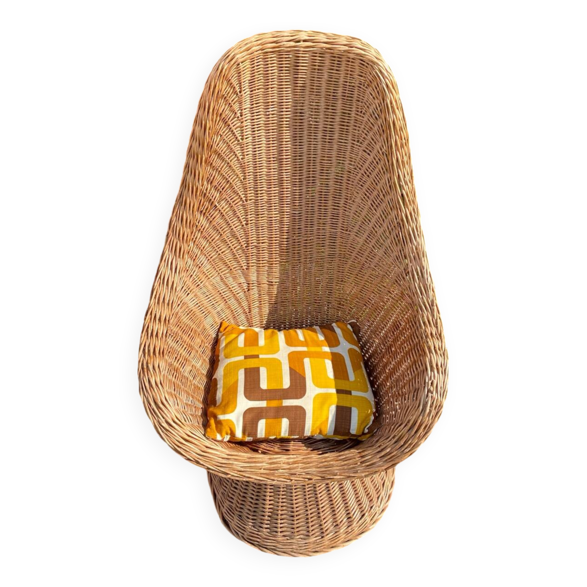 Rattan armchair and its cushion, 1960