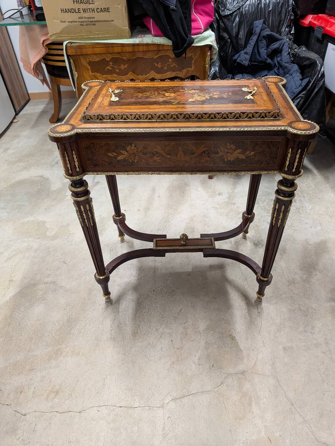 Louis XVI style cooling planter