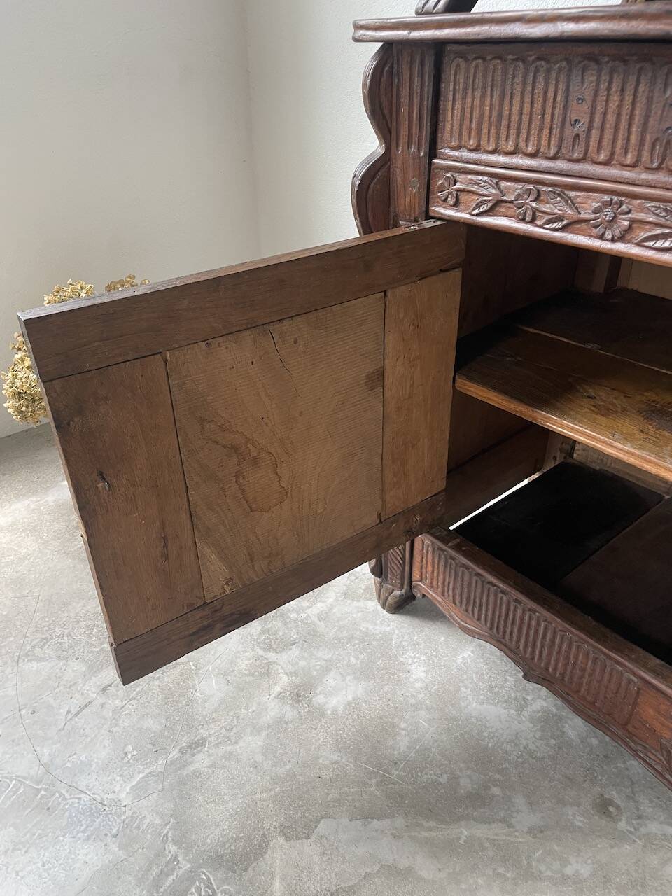 Auvergne brutalist folk art furniture 1890