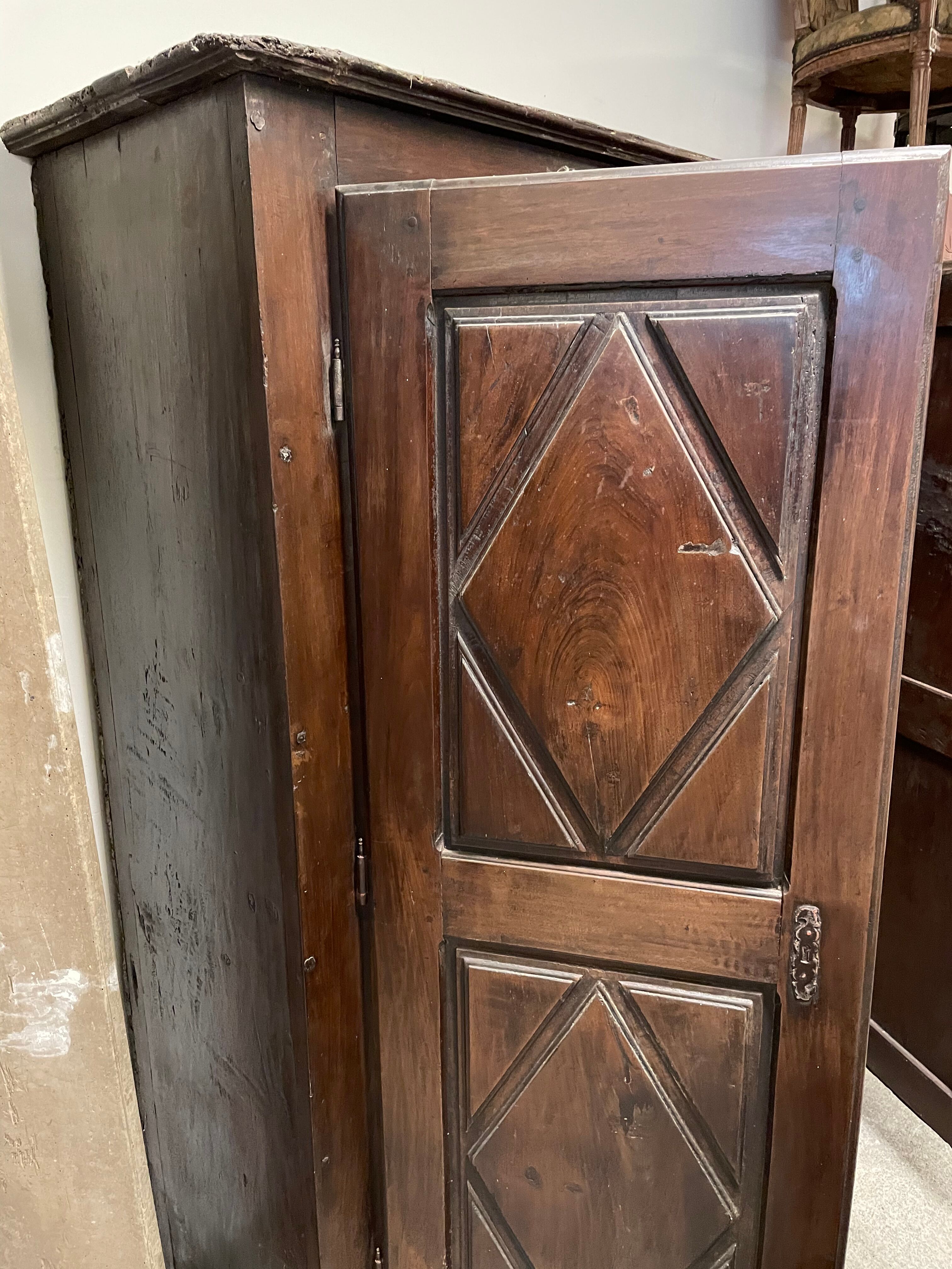 Former wardrobe closet closet louis XIII