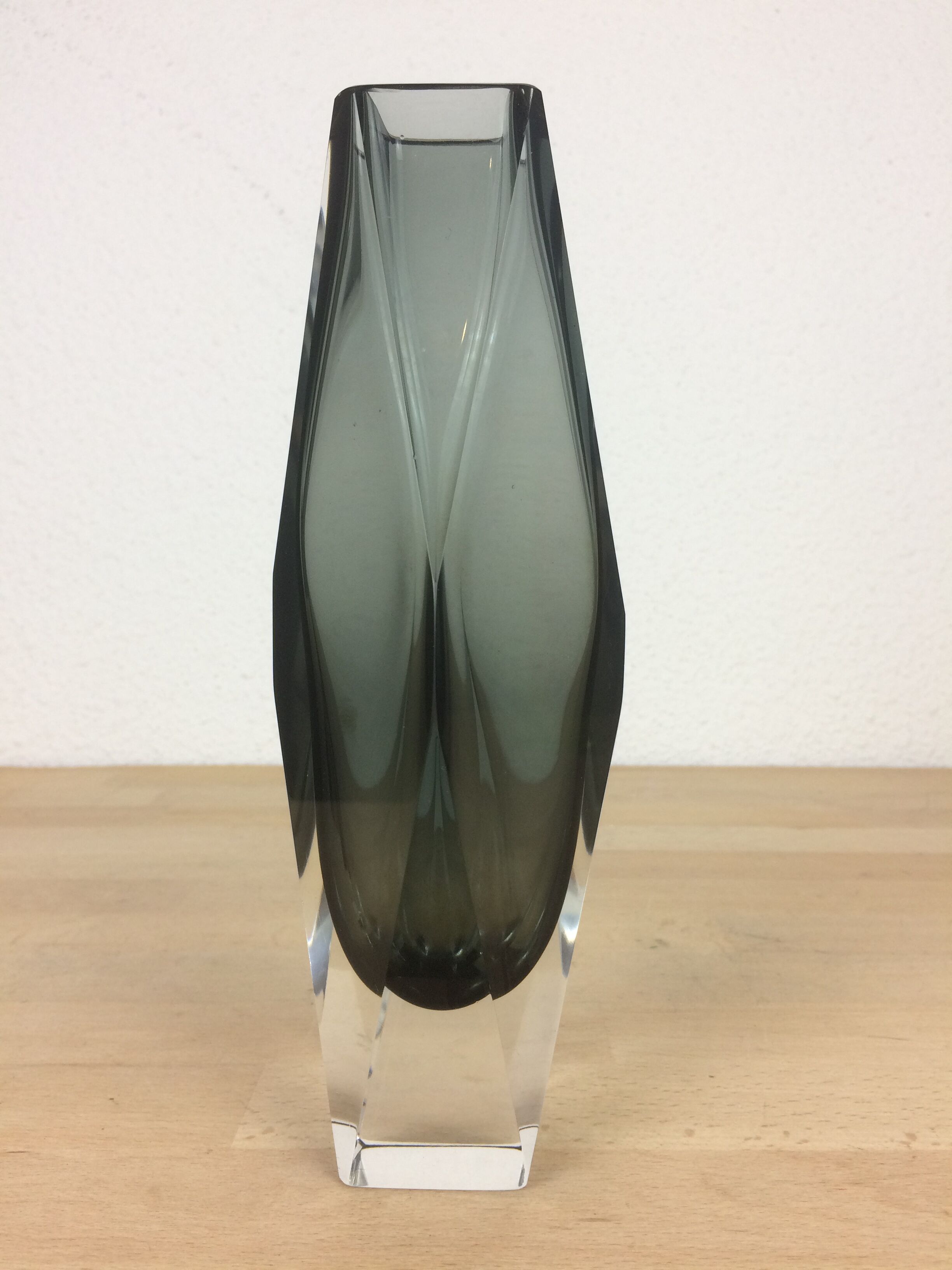 Vase Sommerso smoked glass soliflore, Murano