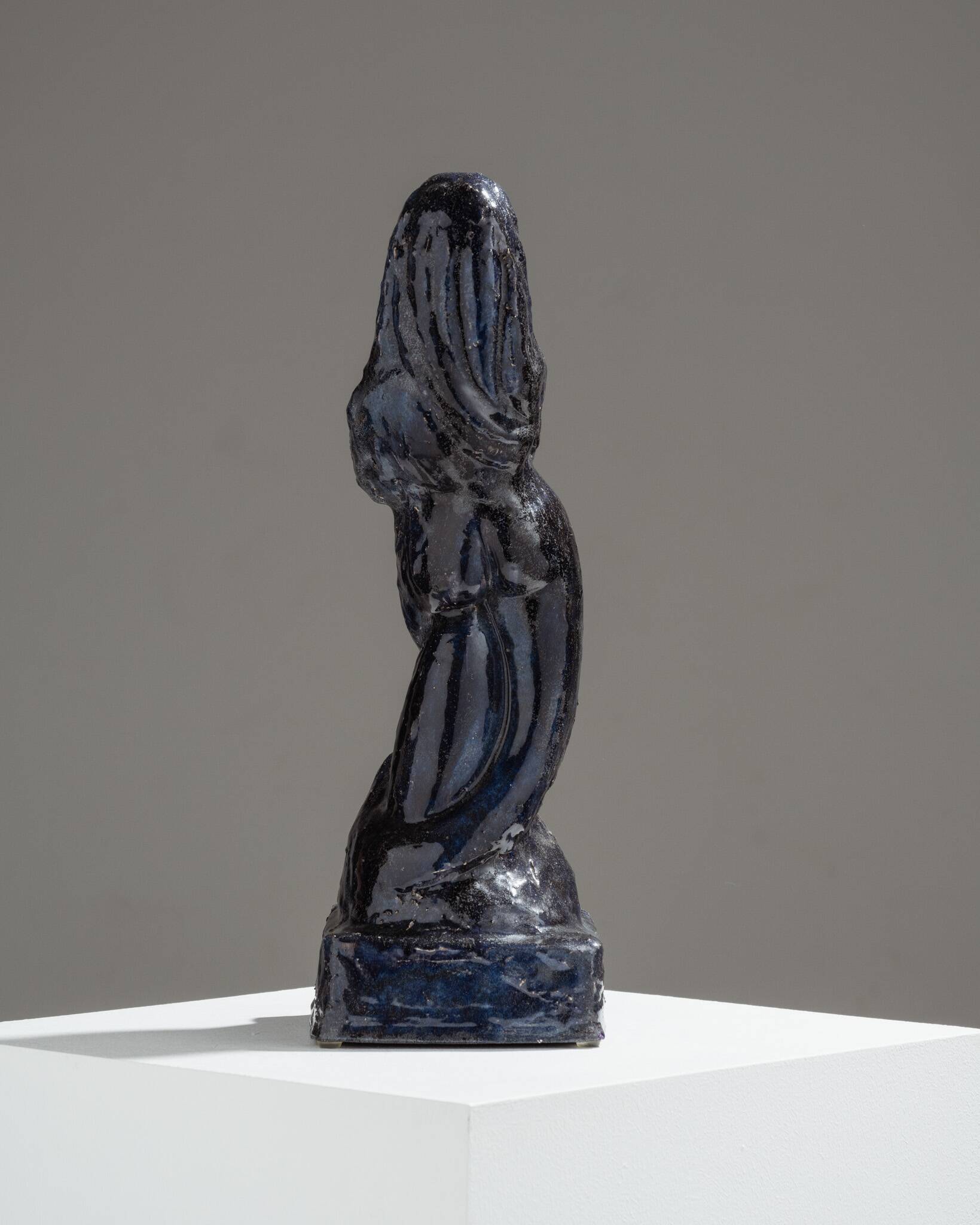 Sculpture de sirène en céramique bleue, 1920