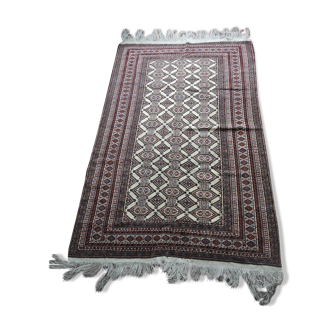 Persian rug is hand color natural 129x196cm