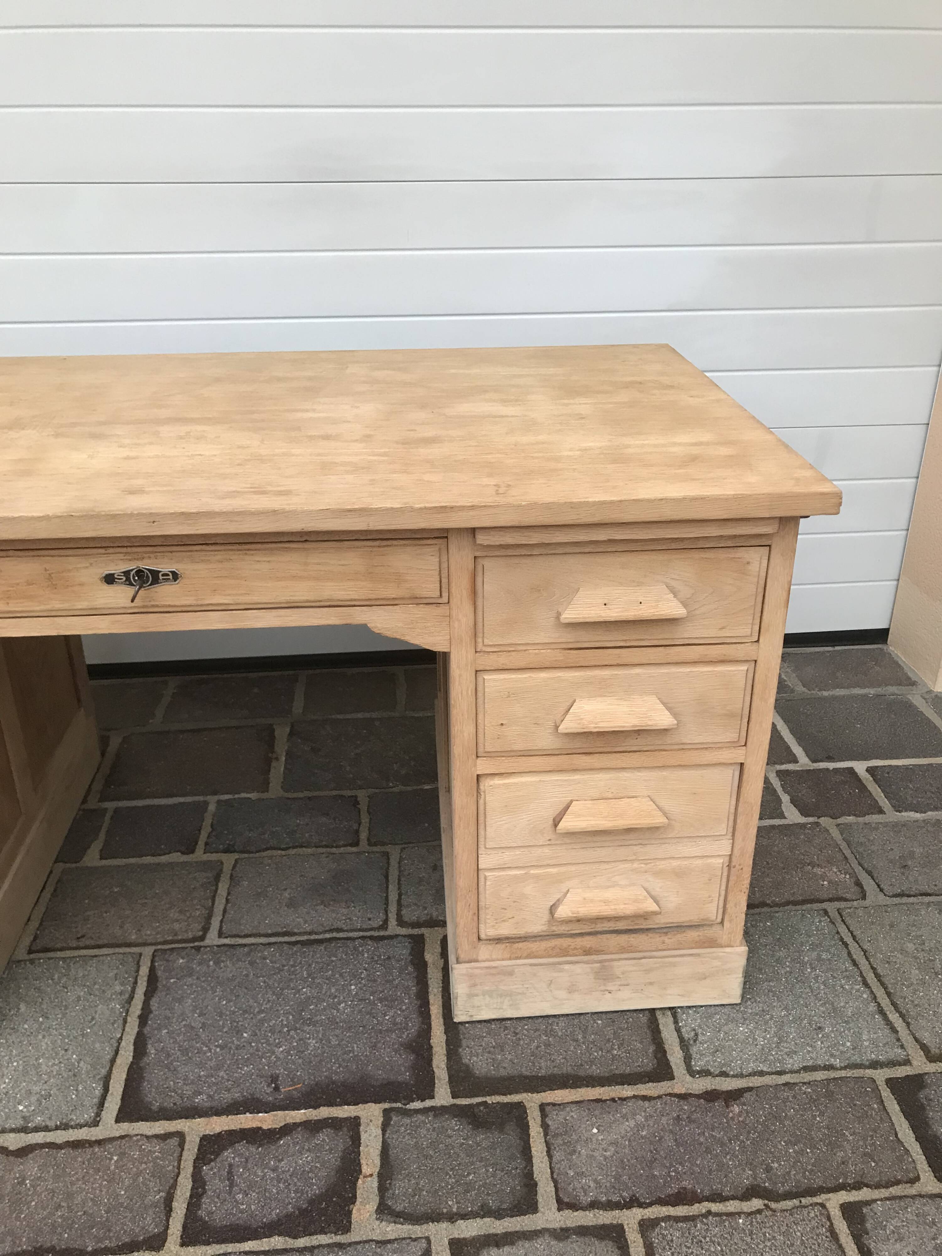 Office of "Minister"