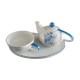 Teapot and cup on tray